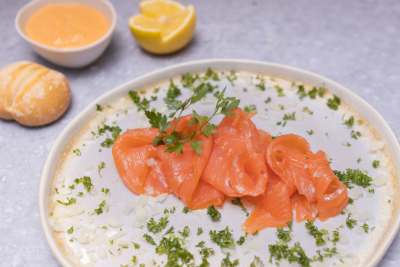 Gerookte zalm handgesneden